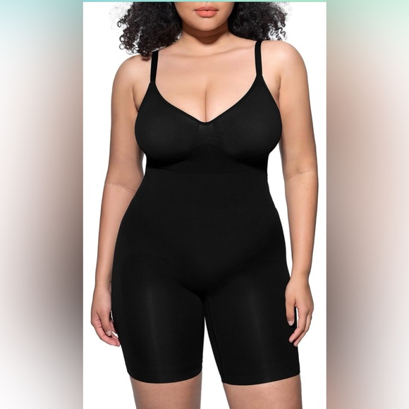 Amazon Other - PUMIEY Women’s Shapewear Bodysuit S/M